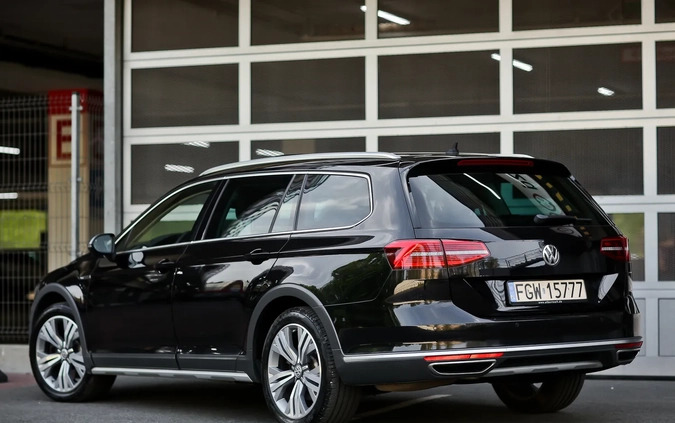 Volkswagen Passat cena 79900 przebieg: 221700, rok produkcji 2016 z Kłodawa małe 781
